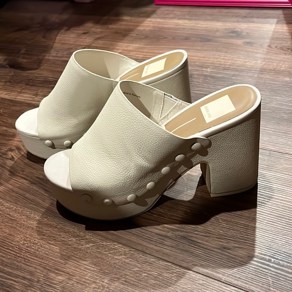 Dolce Vita Emol Ivory Leather excellent condition